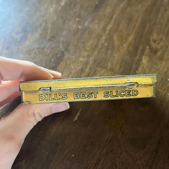 Vintage Dill's Best cigarette tobacco tin - Retro cigarette box - Dills Best... - Picture 5 of 5